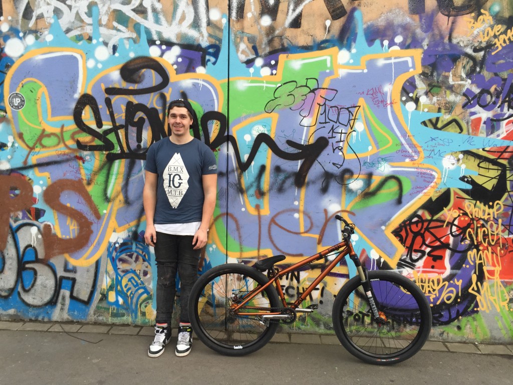 Tony Baude proudly standing next to his BEDDO Neat.