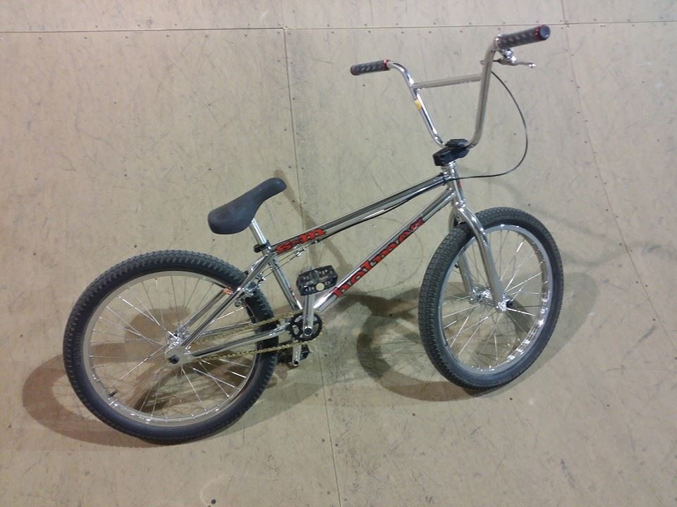 Love the old school chrome look of this very modern 22" S&M Holmes that belongs to Matt Stahl.